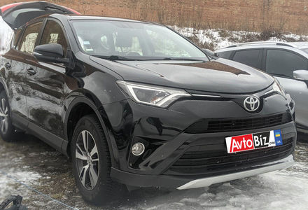 Продам Toyota Rav 4 2017 года в Ровно