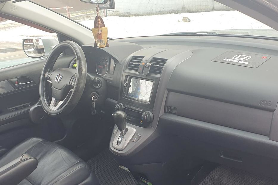 Продам Honda CR-V 2009 года в Днепре