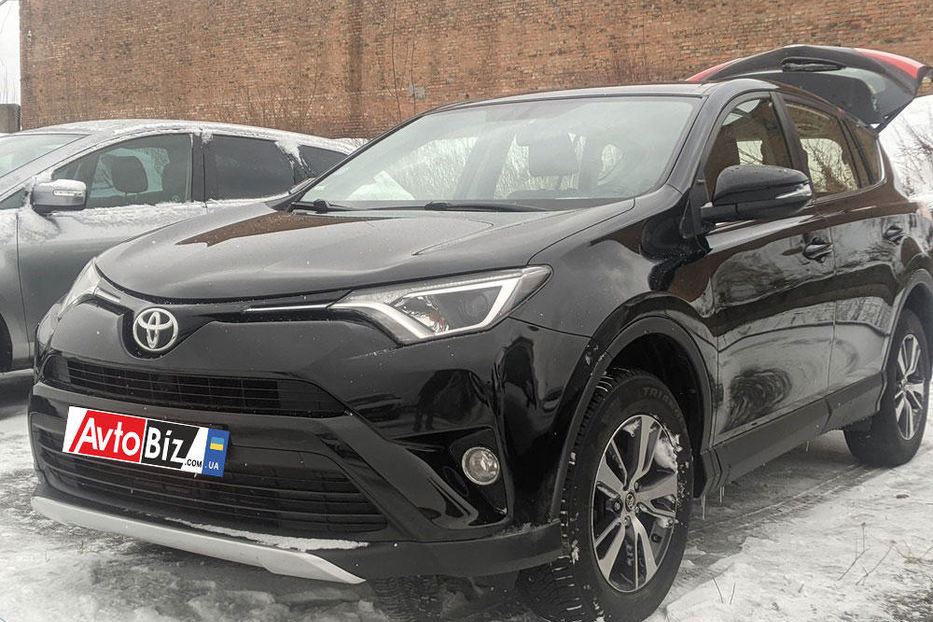 Продам Toyota Rav 4 2017 года в Ровно