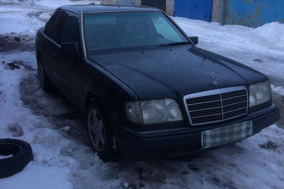 Продам Mercedes-Benz 220 124 е220  1992 года в г. Мариуполь, Донецкая область
