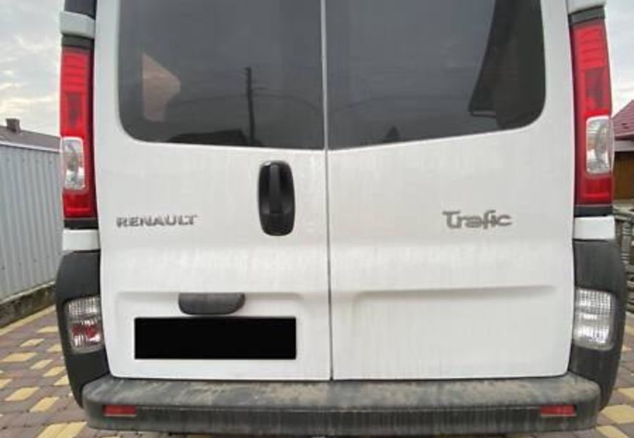 Продам Renault Trafic пасс. 2011 года в Черновцах