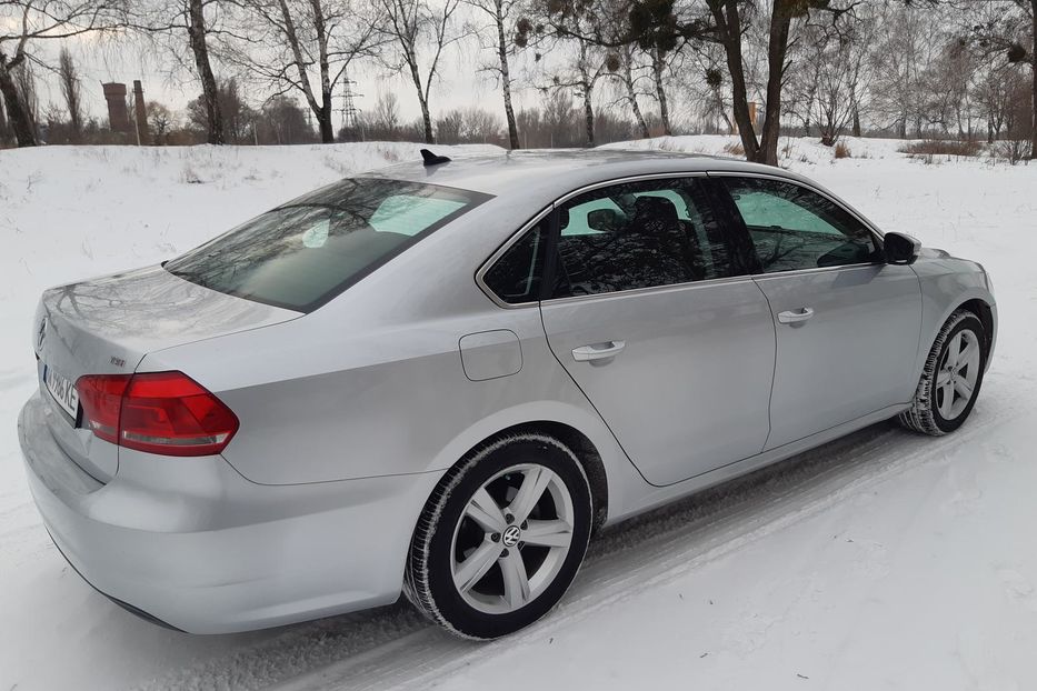 Продам Volkswagen Passat B7 2015 года в Харькове