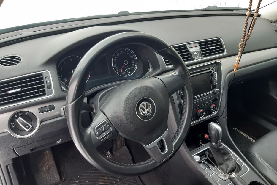 Продам Volkswagen Passat B7 2015 года в Харькове