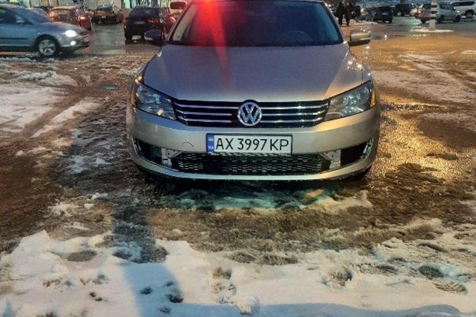 Продам Volkswagen Passat B7 2012 года в Харькове