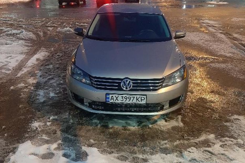 Продам Volkswagen Passat B7 2012 года в Харькове