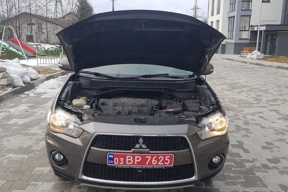 Продам Mitsubishi Outlander 2010 года в Львове