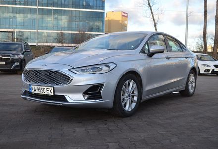 Продам Ford Fusion 2019 года в Киеве