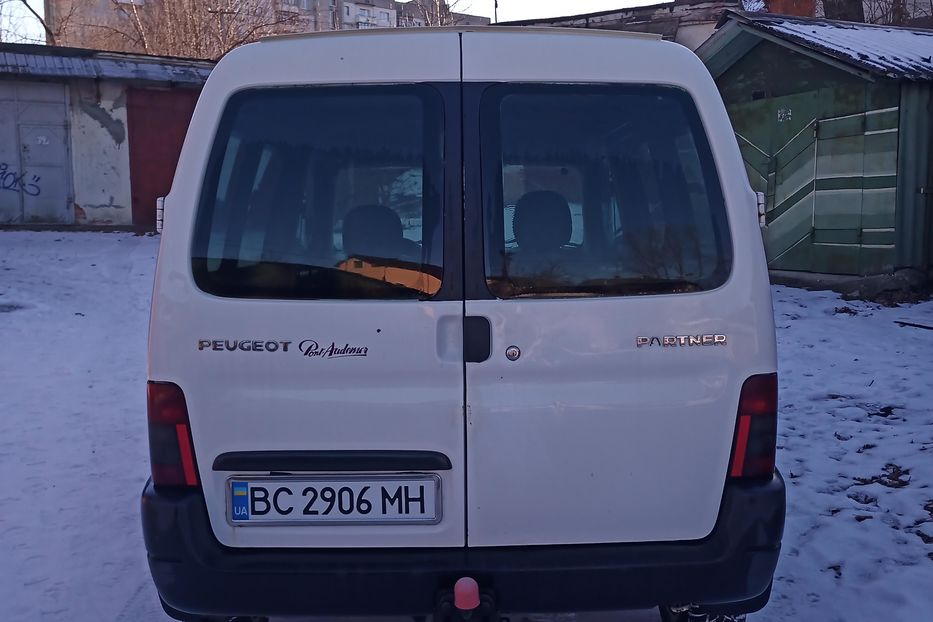 Продам Peugeot Partner пасс. 2005 года в Львове