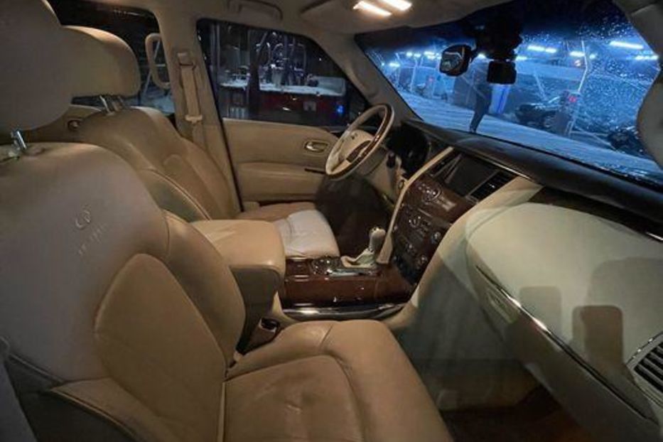 Продам Infiniti QX80 2013 года в Киеве