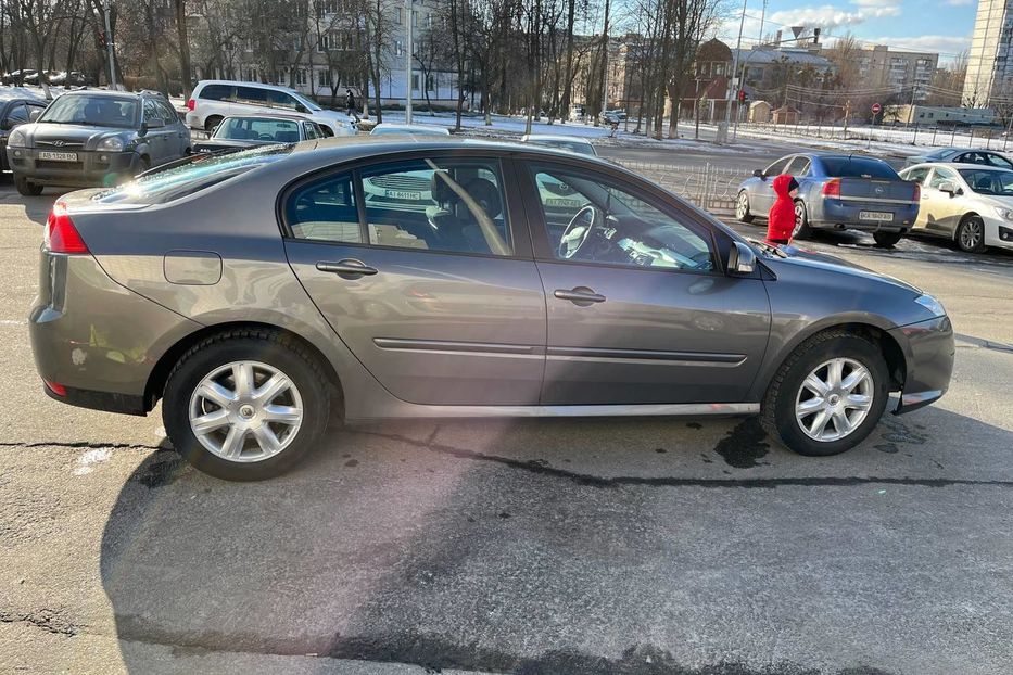 Продам Renault Laguna 3 2008 года в Киеве