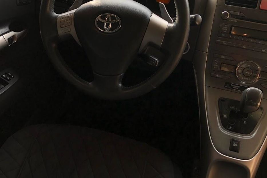 Продам Toyota Auris 2007 года в Киеве