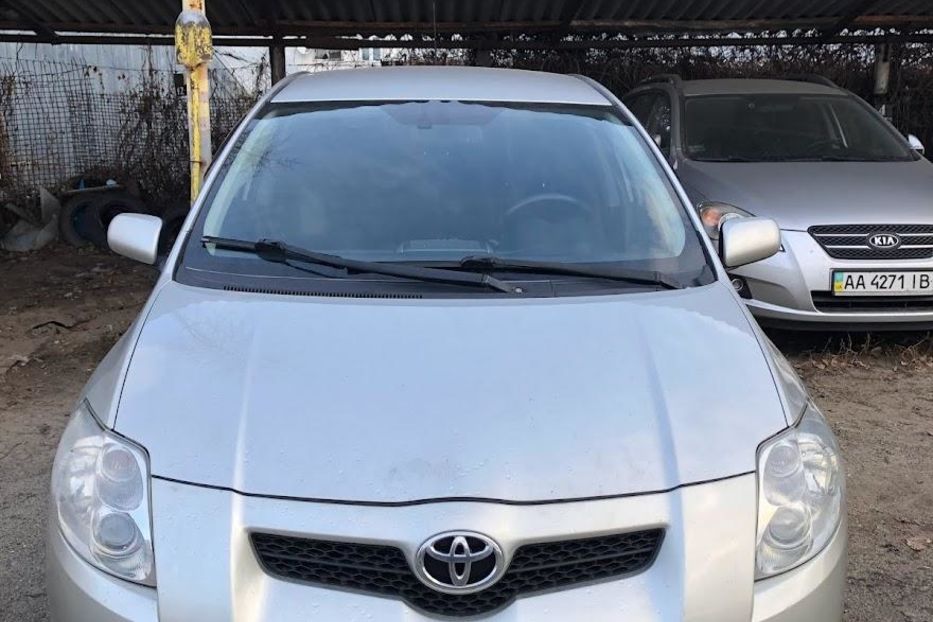 Продам Toyota Auris 2007 года в Киеве