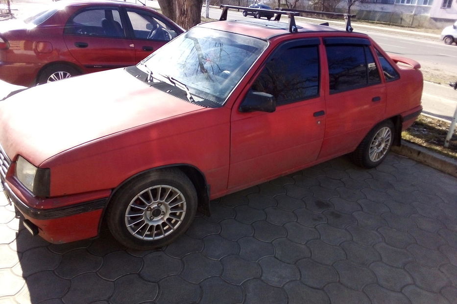 Продам Opel Kadett 1986 года в г. Каховка, Херсонская область