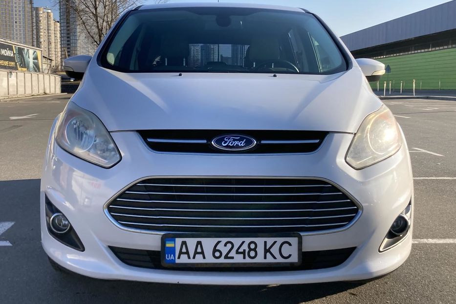 Продам Ford C-Max 2014 года в Киеве
