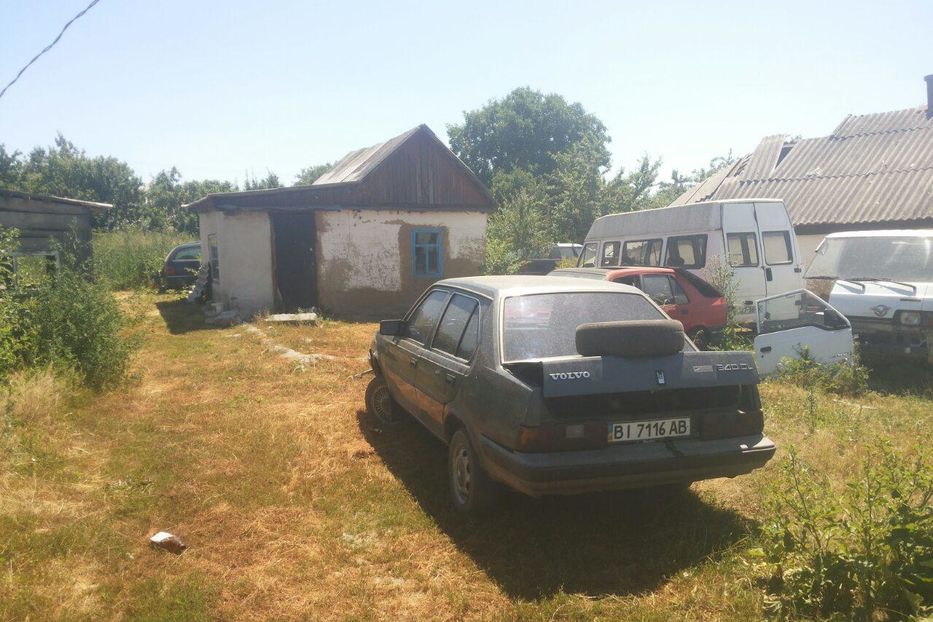 Продам Volvo 340 по запчастям  1986 года в г. Знаменка, Кировоградская область