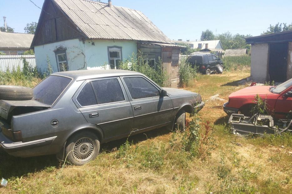 Продам Volvo 340 по запчастям  1986 года в г. Знаменка, Кировоградская область