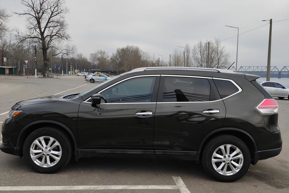 Продам Nissan Rogue SV 2014 года в Киеве