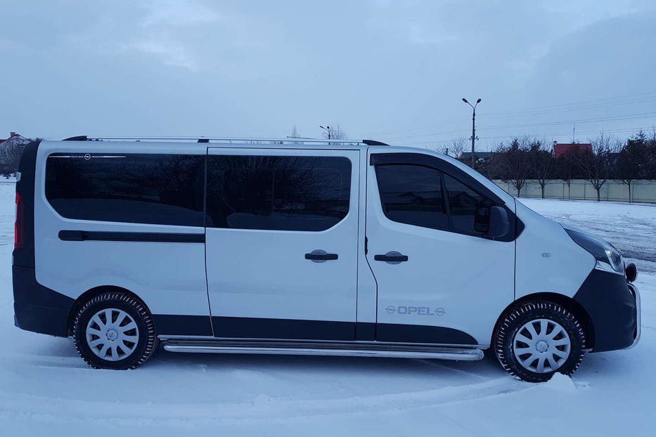 Продам Opel Vivaro пасс. 2018 года в Хмельницком