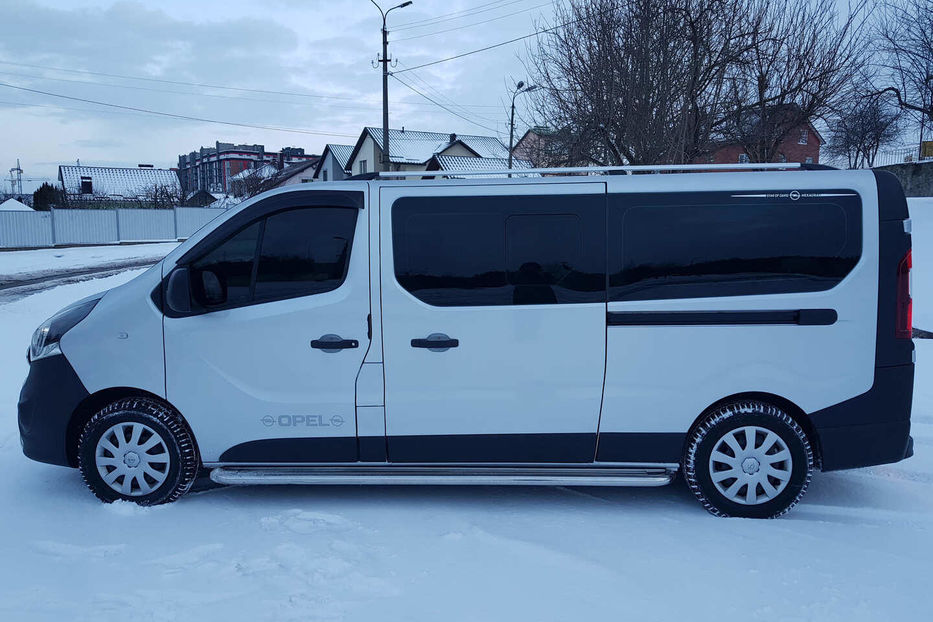 Продам Opel Vivaro пасс. 2018 года в Хмельницком