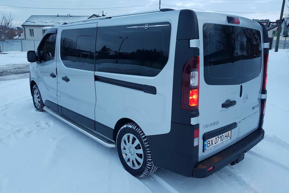 Продам Opel Vivaro пасс. 2018 года в Хмельницком