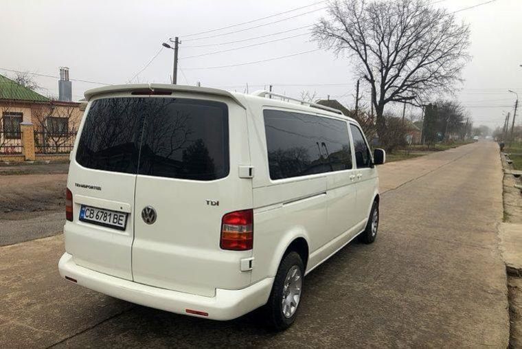 Продам Volkswagen T5 (Transporter) пасс. Дизель 2008 года в Львове