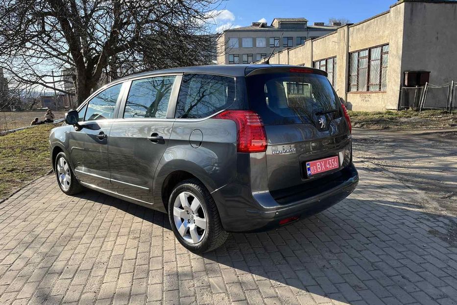 Продам Peugeot 5008 7місць 2013 года в Черновцах