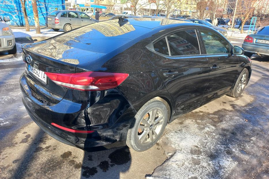 Продам Hyundai Elantra Value Edition 2016 года в Киеве