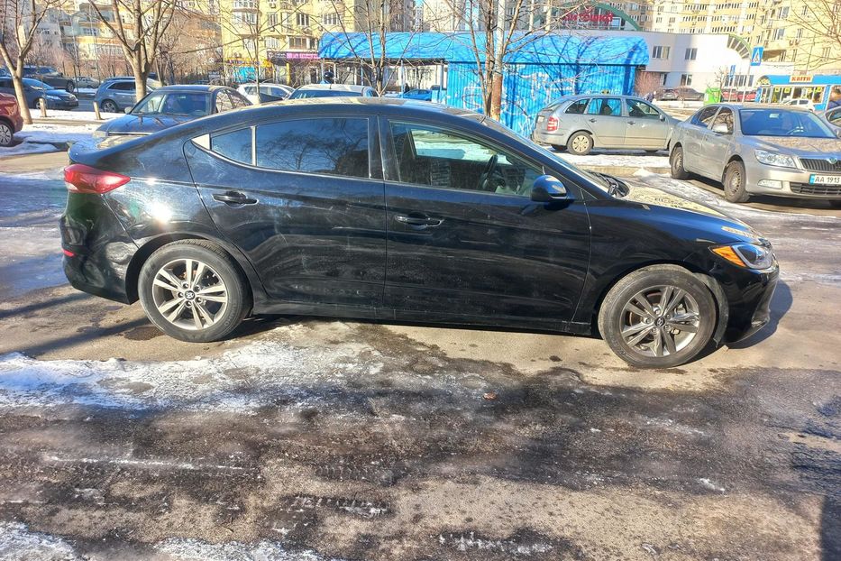 Продам Hyundai Elantra Value Edition 2016 года в Киеве