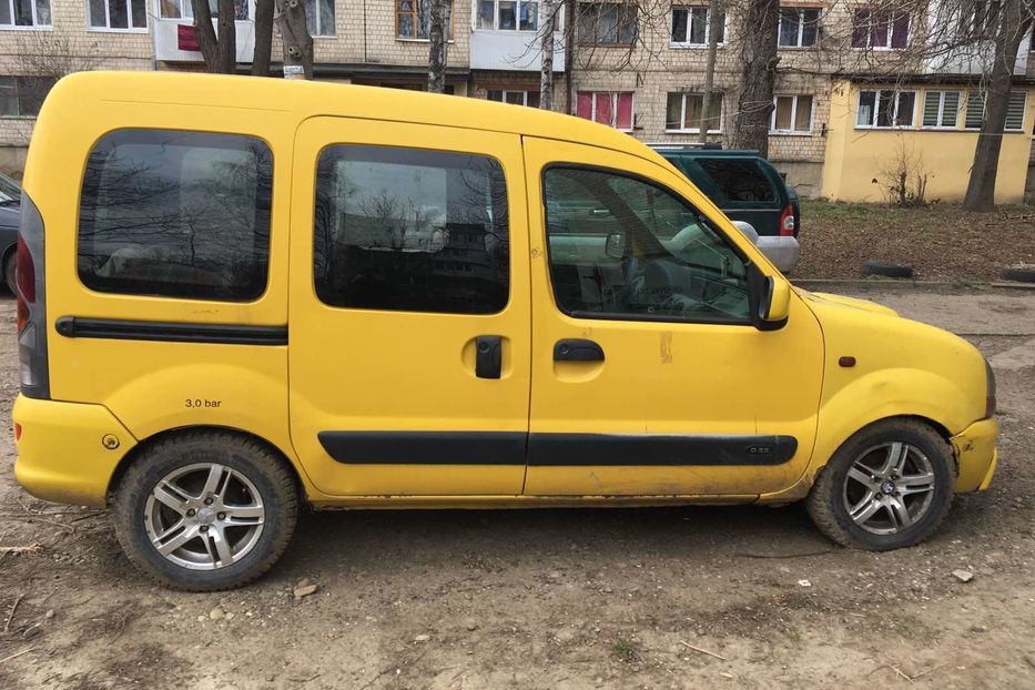 Продам Renault Kangoo пасс. FC0 2001 года в Черновцах