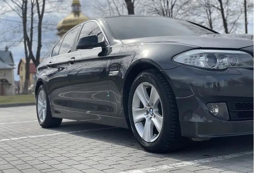 Продам BMW 528 2012 года в г. Коломыя, Ивано-Франковская область