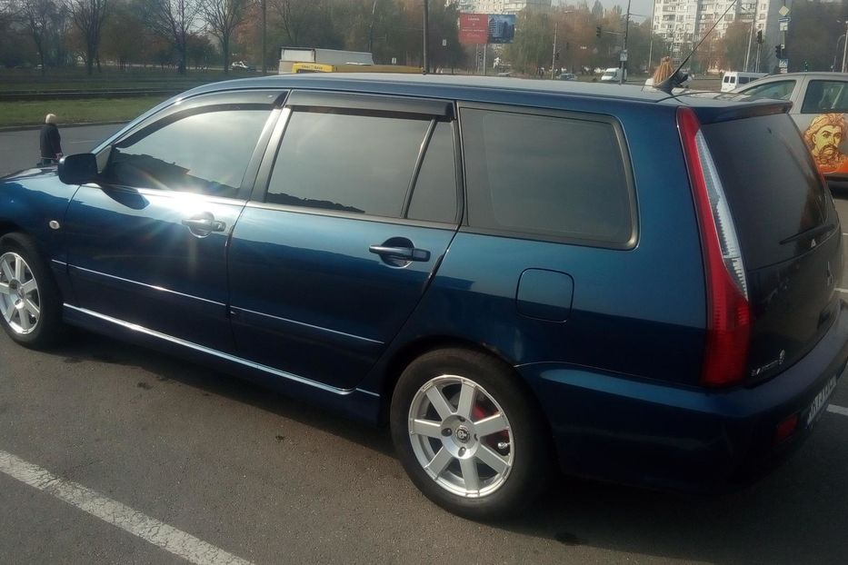 Продам Mitsubishi Lancer универсал 2007 года в Киеве