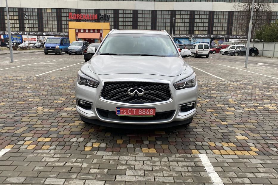 Продам Infiniti QX60 2016 года в Луцке