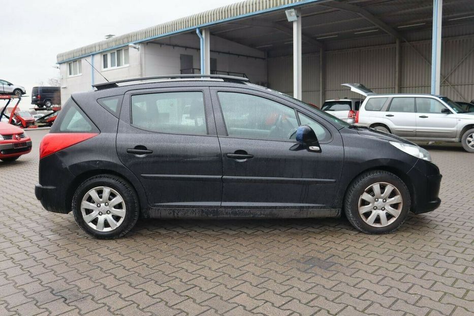 Продам Peugeot 207 SW 2009 года в Киеве