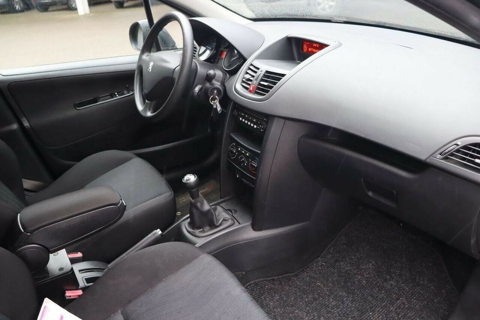 Продам Peugeot 207 SW 2009 года в Киеве