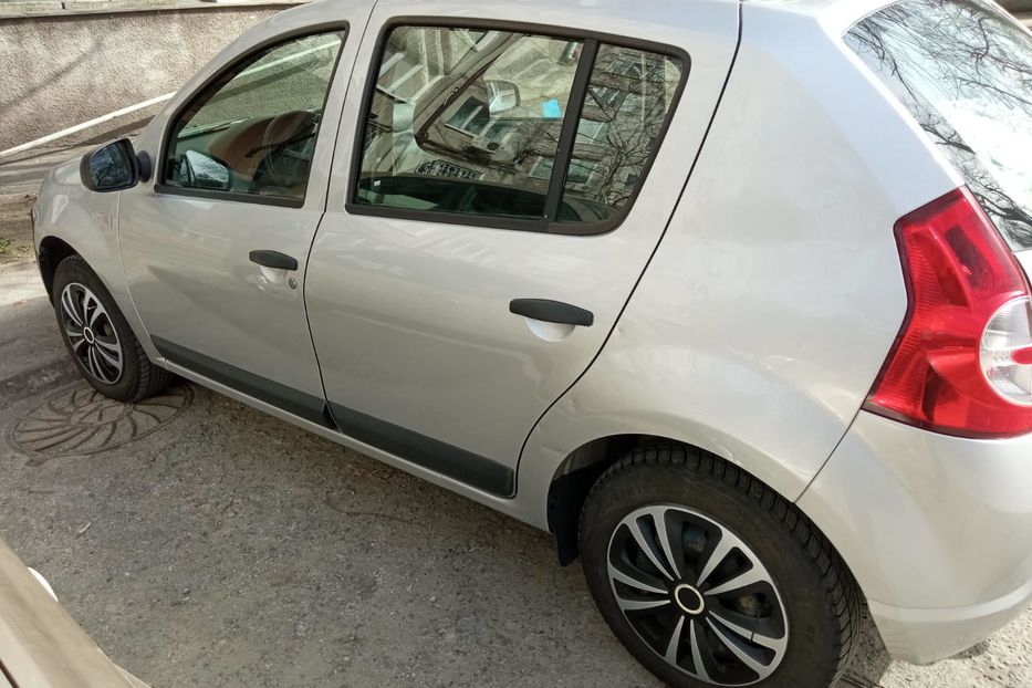 Продам Dacia Sandero 2009 года в Днепре