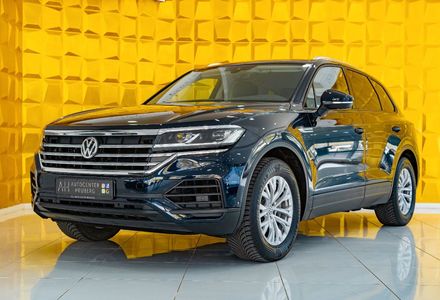 Продам Volkswagen Touareg 2019 года в Киеве