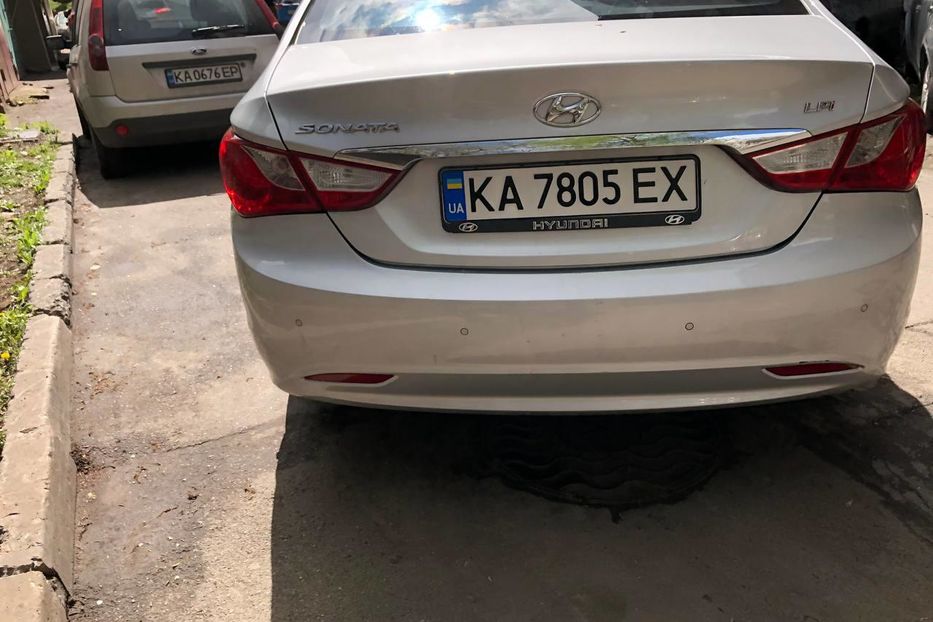 Продам Hyundai Sonata YF Lpi (только газ) 2013 года в Киеве