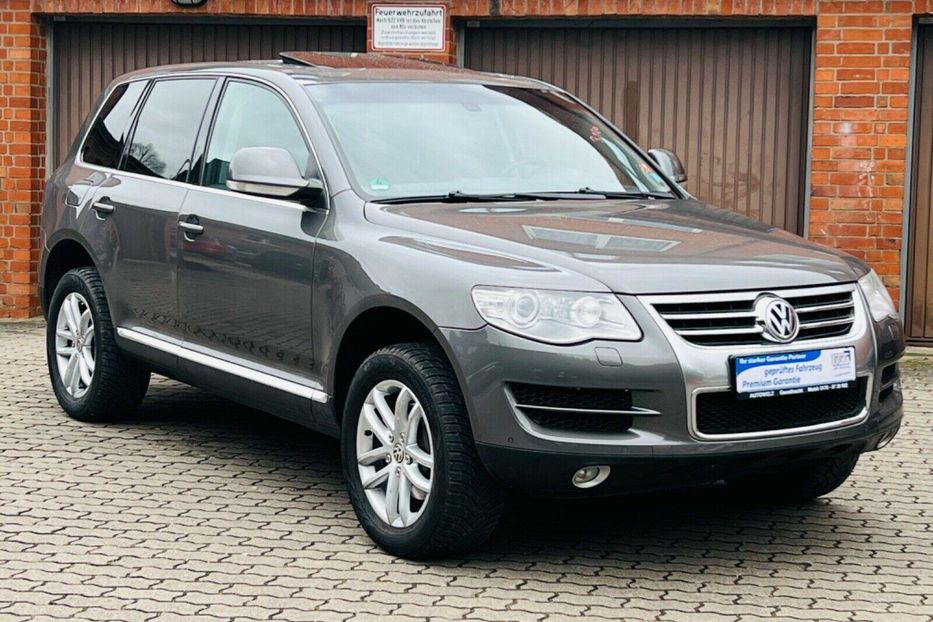 Продам Volkswagen Touareg 2010 года в Киеве