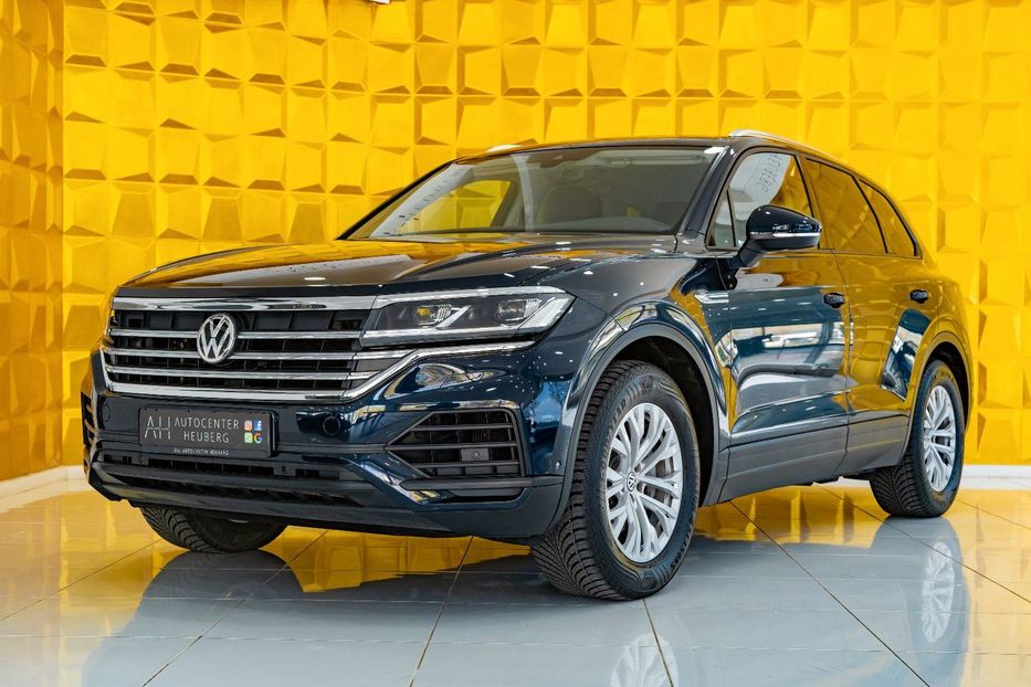 Продам Volkswagen Touareg 2019 года в Киеве