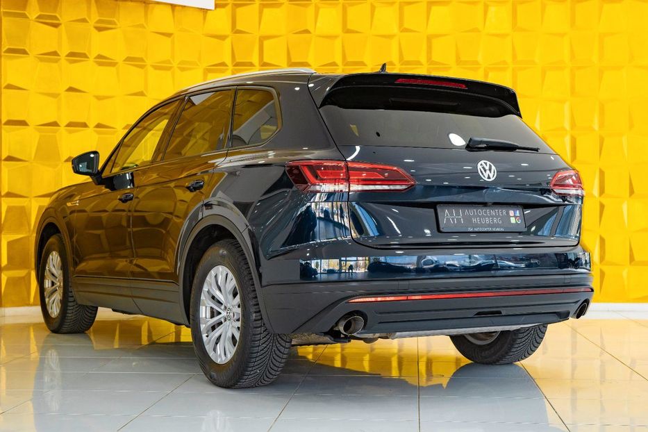 Продам Volkswagen Touareg 2019 года в Киеве