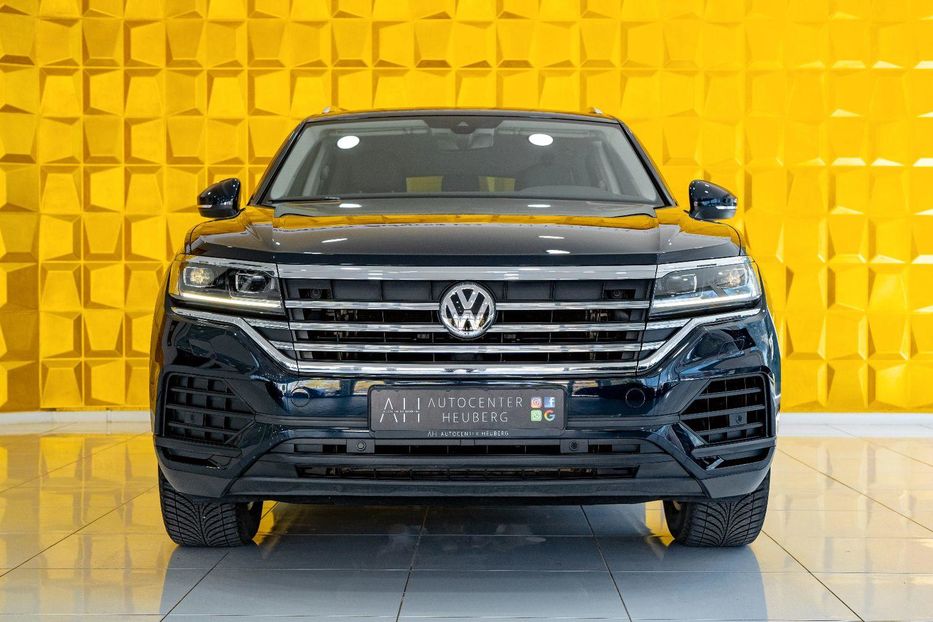 Продам Volkswagen Touareg 2019 года в Киеве