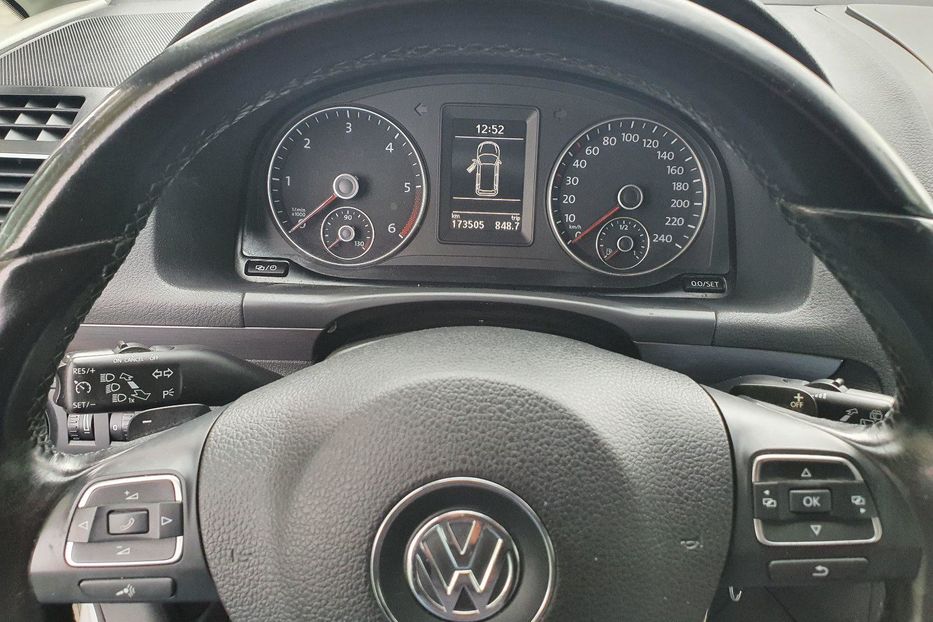 Продам Volkswagen Touran 2014 года в Киеве