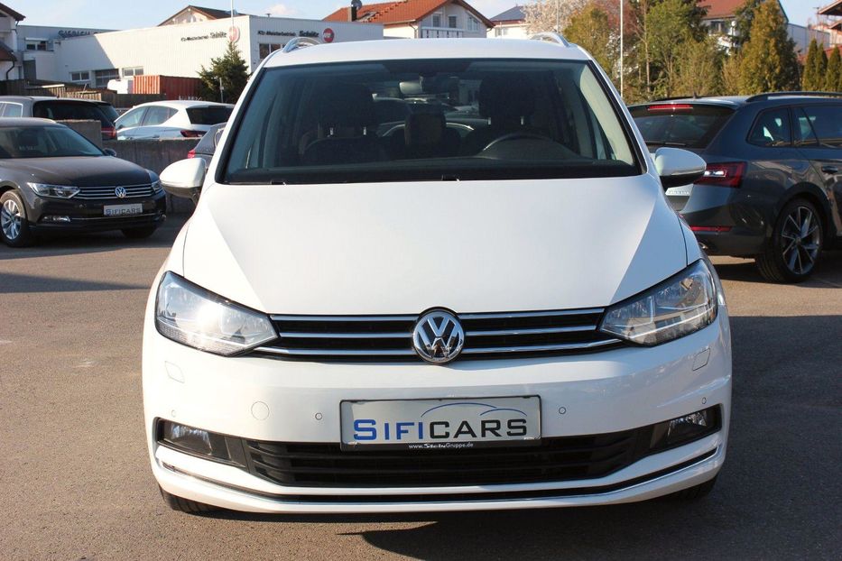 Продам Volkswagen Touran 2018 года в Киеве