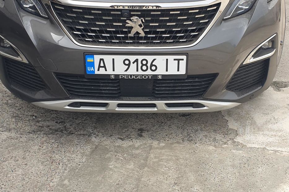 Продам Peugeot 5008 GT 2019 года в Киеве