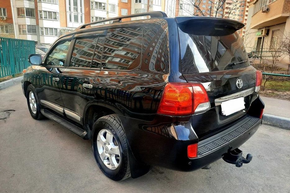 Продам Toyota Land Cruiser 200 2013 года в г. Кременчуг, Полтавская область