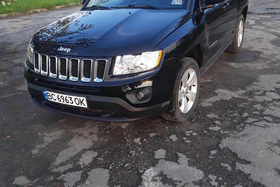 Продам Jeep Compass Latitude 2014 года в г. Золочев, Львовская область