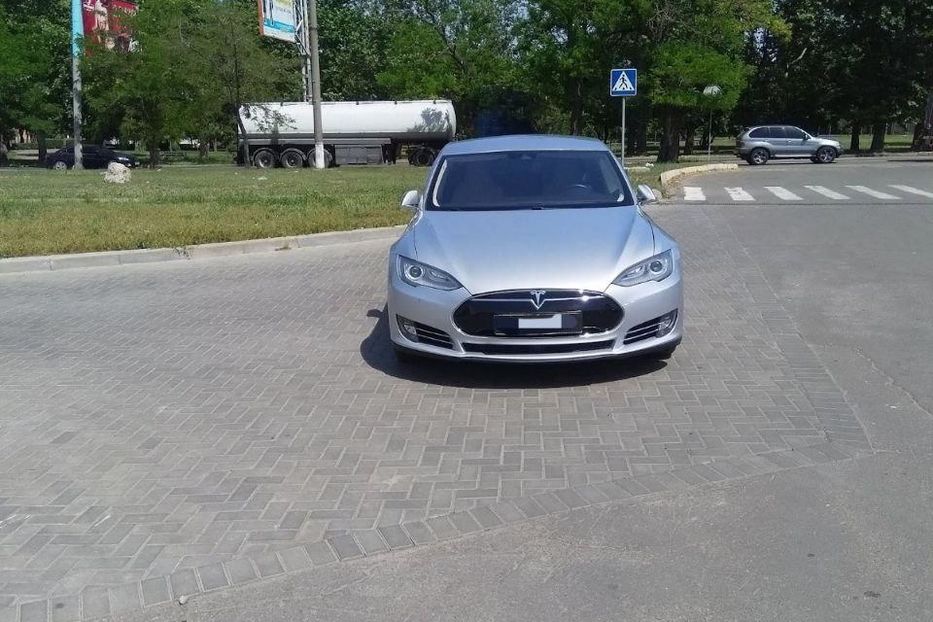 Продам Tesla Model S 85D Limited 2015 года в Николаеве