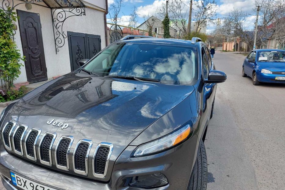 Продам Jeep Cherokee Lotid 2016 года в Одессе