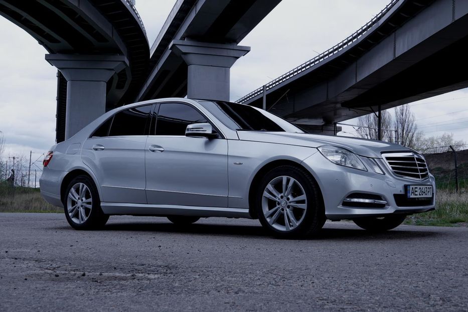 Продам Mercedes-Benz 220 2011 года в Киеве