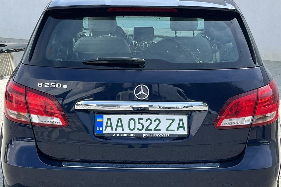 Продам Mercedes-Benz 250 2016 года в Ужгороде